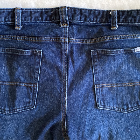 Carhartt Blaine Original Fit Straight Leg Jeans mid Rise Medium wash Size 14R - Picture 12 of 16